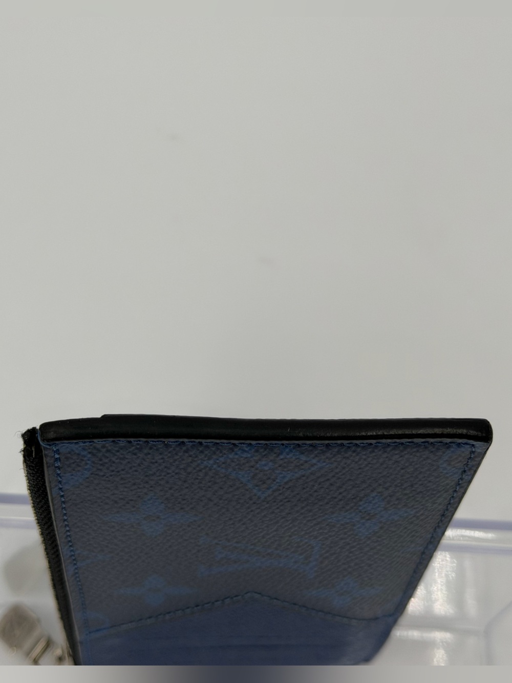 Louis Vuitton Taigarama Blue Monogram Coin Card Holder Excellent Condtion w/COA - Picture 4 of 11